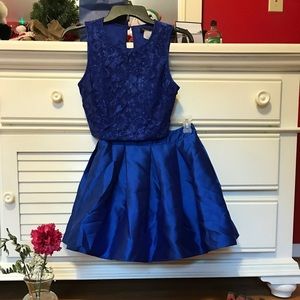 PRICE DROP💛🌹 Dillard’s Royal blue Teeze Me dress